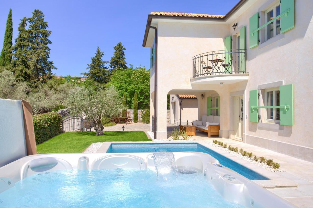 Villa Fundica Vrh  ภายนอก รูปภาพ